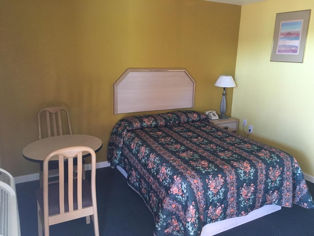 Blue Star Inn Odessa Dış mekan fotoğraf